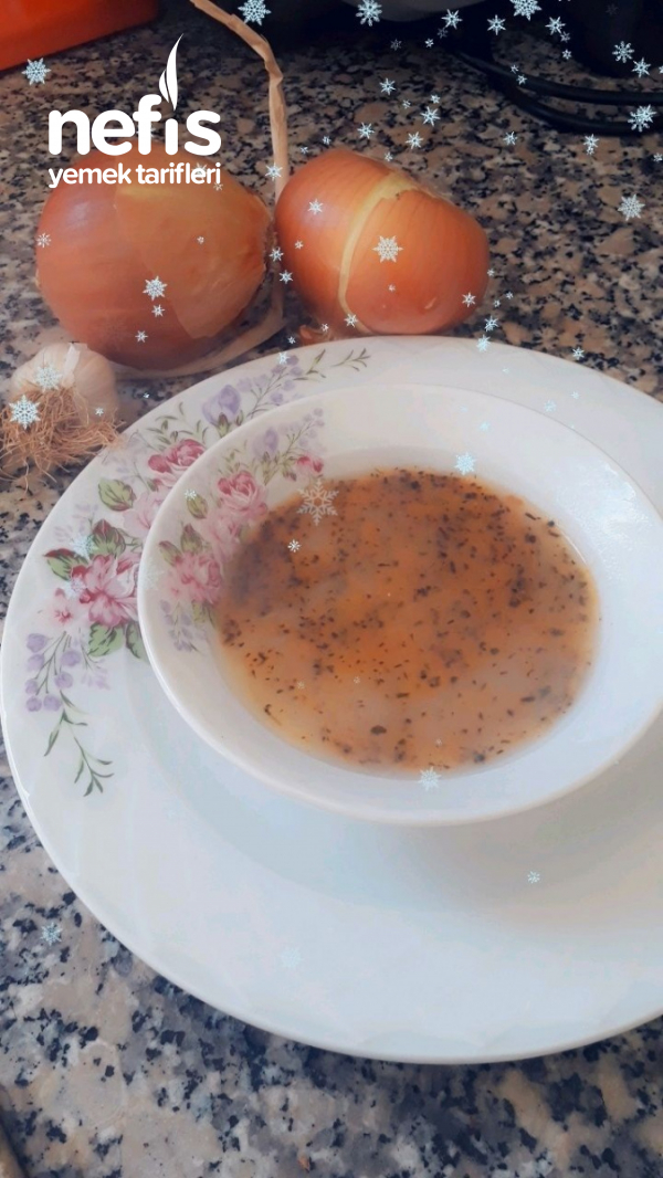 Soğanlı Sarımsaklı Yoğurt Çorbası
