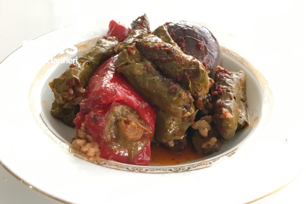 Zeytin Yağlı Karışık Dolma