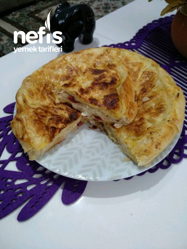 Üç Yufkayla Su Böreği Tadında Tava Börek( Az Malzeme Bol Lezzet)