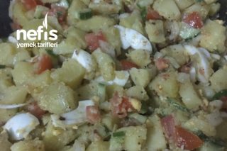 Çok Pratik Çok Hafif Patates Salatası Tarifi