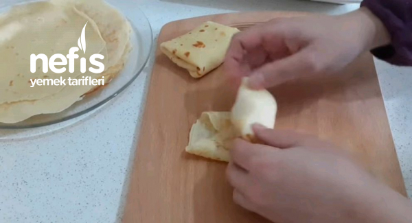 Kahvaltılarınızın Favorisi Olacak Krep Börek (Videolu)
