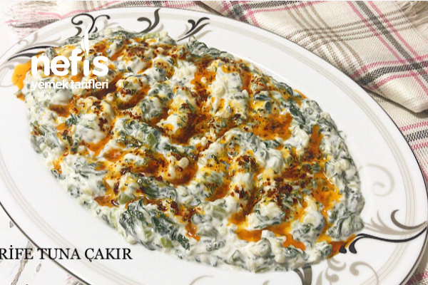 Yoğurtlu Bulgurlu Pazı Salatası (Videolu)