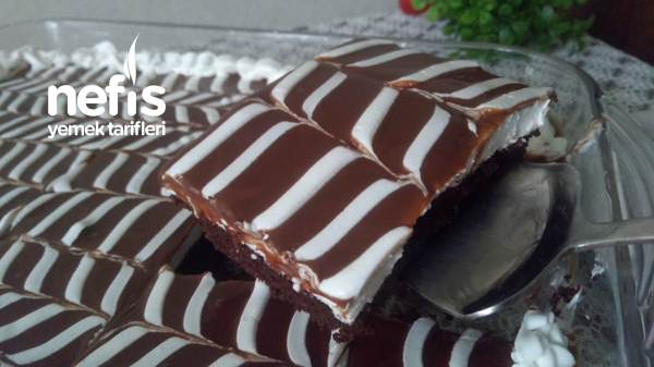 Çikolatalı Kremasıyla Borcamda Kolay Pamuk Pasta Tarif
