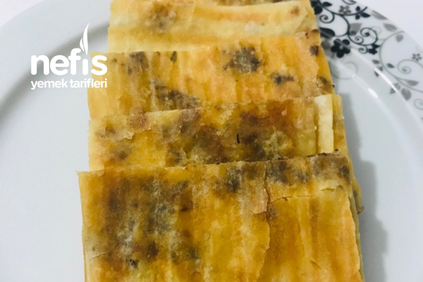 Tost Makinasında Pratik Börek