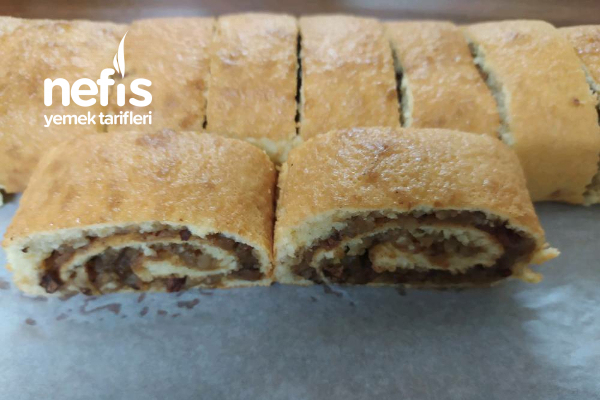 Rulolu Elmalı Kek
