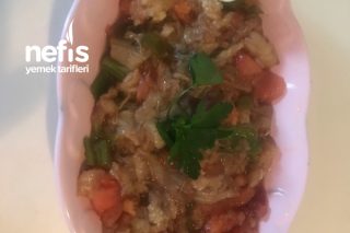 Köz Patlıcan Salatası (Çok Lezzetli) Tarifi