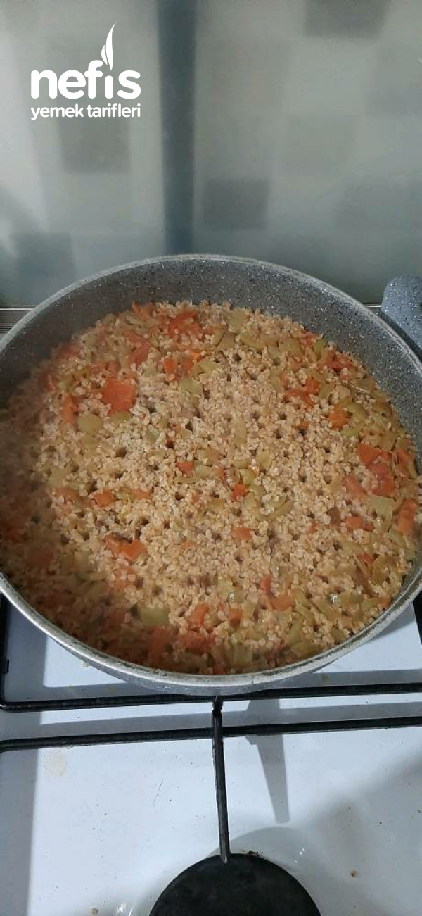 Kiymali Sebzeli Delikli Bulgur Pilavi