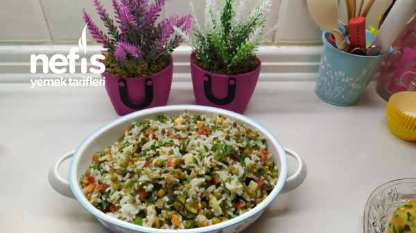 Pirinçli Rengarenk Yedirdikçe Yedirten Salata
