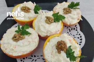 Portakal Çanağında Kereviz Salatası Tarifi