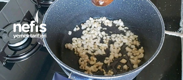 Etli Kuru Fasulye Tarifi /Fasulyenin Kabuğu Soyulmadan Nasıl Pişirilir
