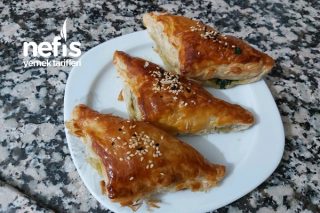 Ispanaklı Pratik Çıtır Milföy Börek Tarifi