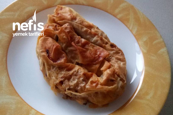 Patatesli Kıymalı Börek Tarifi