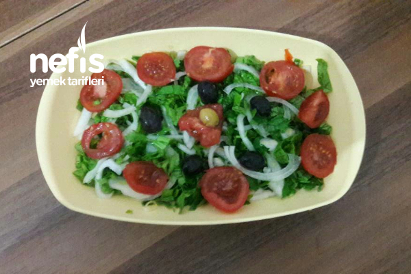 Soğanlı Roka Salatası