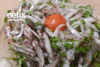 Kurusoğan Salatası (Narekşili) Tarifi