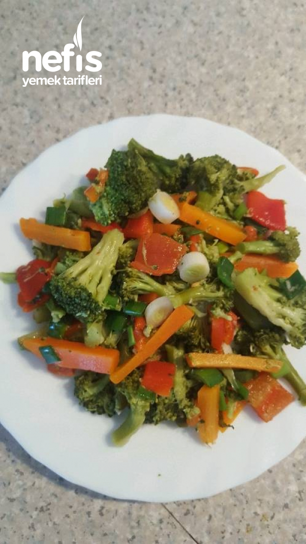 Çok Lezzetli Brokoli Salatam