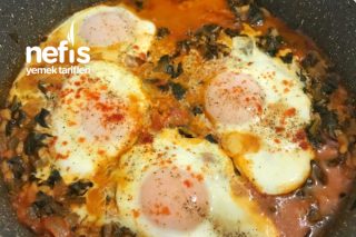 Yumurtalı Ispanak Yemeği Tarifi