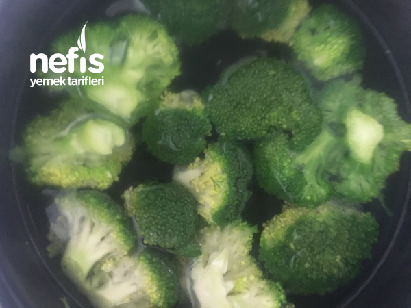 Metabolizma Hızlandıran Brokoli Salatası
