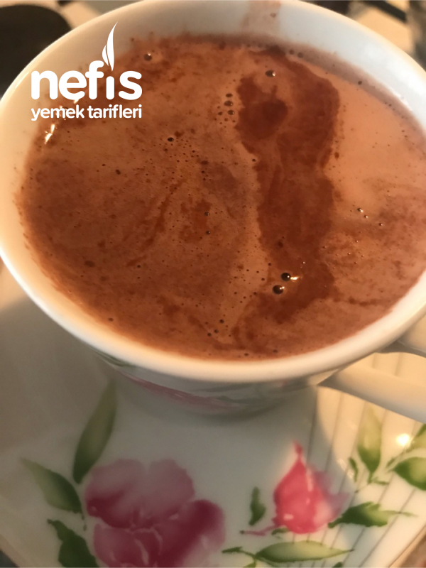 Evde Pratik Ve Lezzetli Sıcak Kakao Yapımı