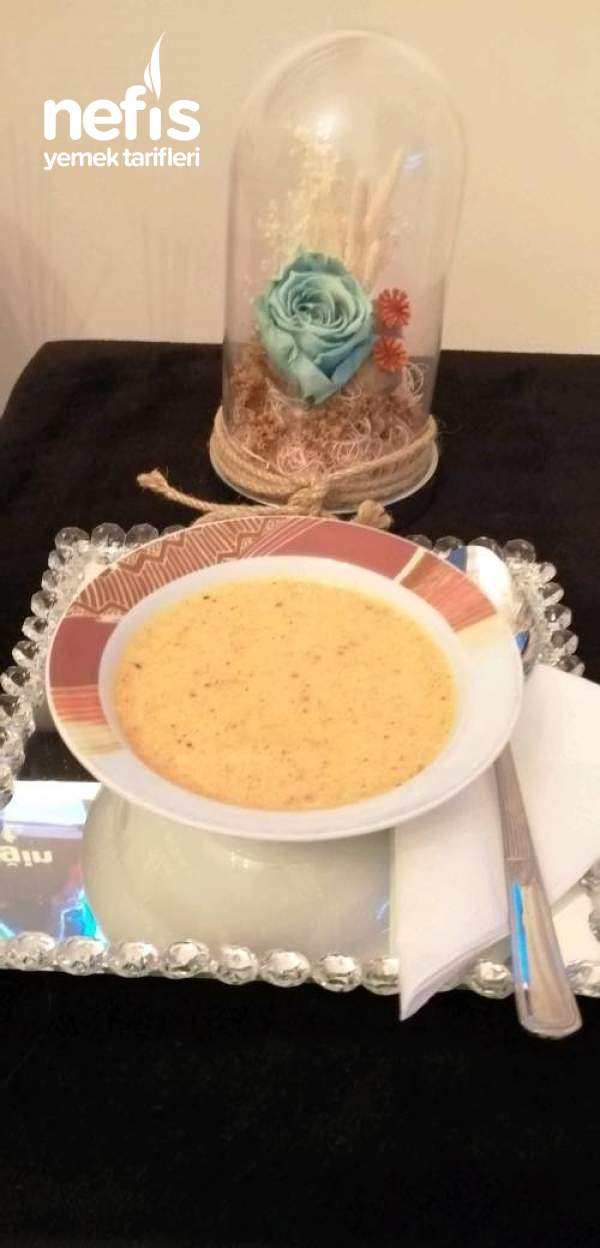 Labne Peynirli Kremalı Arpa Şehriye Çorbası