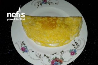 Kahvaltılık Kaşarlı Sandviç Omlet Tarifi