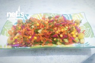 Renk Cümbüşü Salatası Tarifi