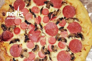 Kenar Dolgulu İncecik İtalyan Pizza Tarifi
