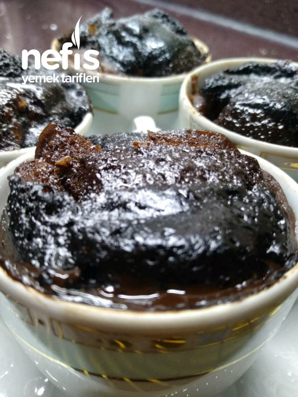 Sufle Tadında Fincan Kek