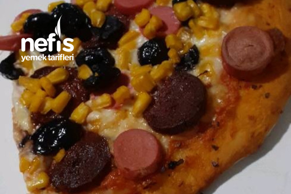 Evde Pizza Tarifi Nasıl Yapılır?