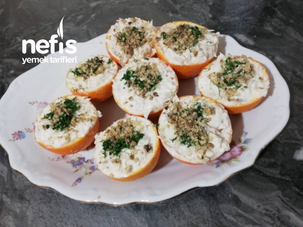 Portakal Çanağında Kereviz Salatası (Et yemeklerinin yanında vazgeçilmez tat)