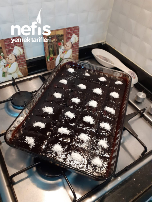 Browni Tadında Islak Kek