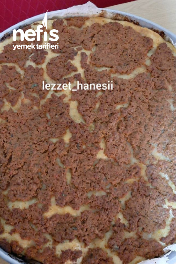 Lahmacun Pizza