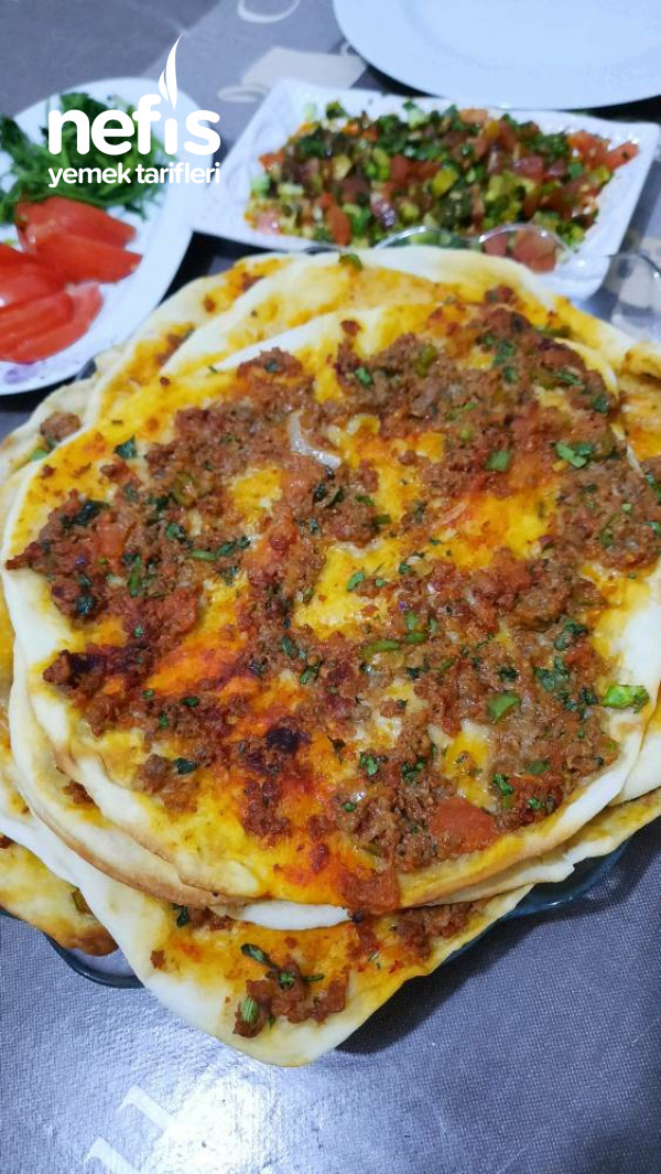 Ev Yapımı Lahmacun