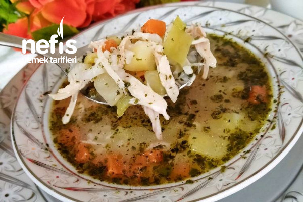 Sebzeli Tavuklu Çorba Çok Lezzetli Nefis Yemek Tarifleri