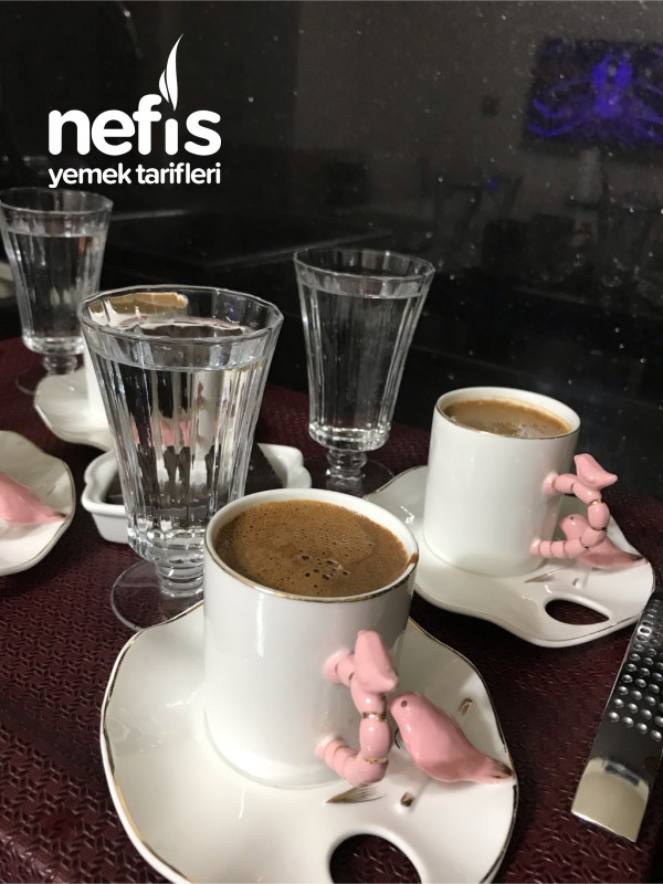 Türk Kahvesi(bol Köpüklü Kırk Yıl Hatırlı)
