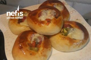 Mini Pizza (Mayalı Hamur) Tarifi