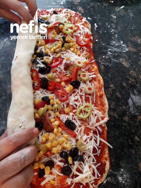 Nefis Mi Nefis Yumuşacık Rulo Pizza