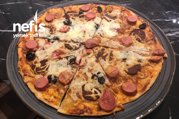 Mayasız İncecik Kabarmayan Hamurlu Pizza