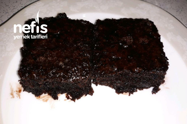 Browni Tadında Islak Kek