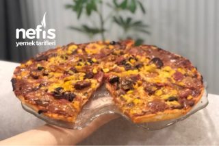 İncecik Hamuru ile Karışık Pizza Tarifi