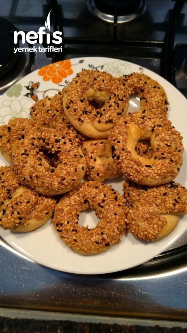 Susamlı Simit (Kandil Simidi)