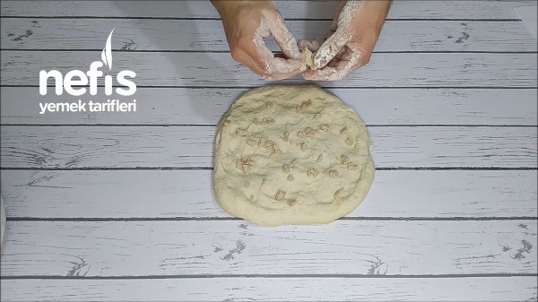 Odun Ekmeği Nasıl Yapılır ? Yuvarlak Somun Ekmeği Tarifi (Videolu)