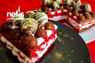 Red Velvet Strawberry Cake Tarifi