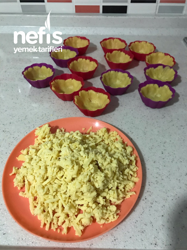 Elmalı Tart (Silikon Kalıpta) Nefis Yemek Tarifleri