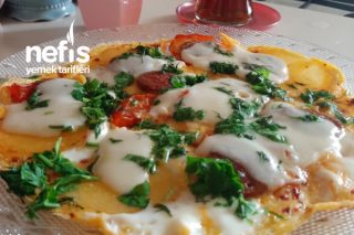 Kahvaltılık Domatesli Patatesli Omlet Tarifi