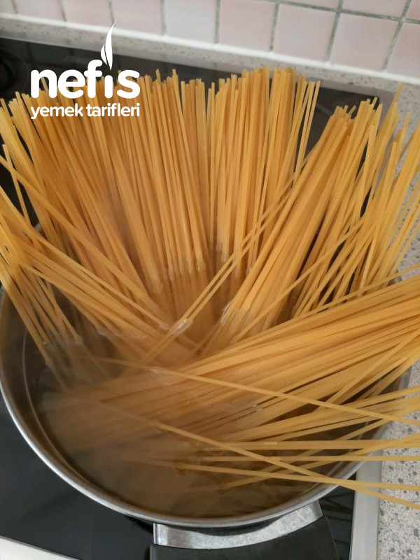 Bolonez Soslu Spaghetti