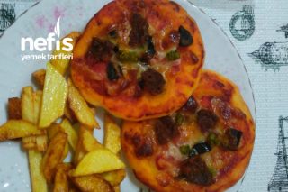 Yapımı Aşırı Kolay Mini Pizzalar Tarifi