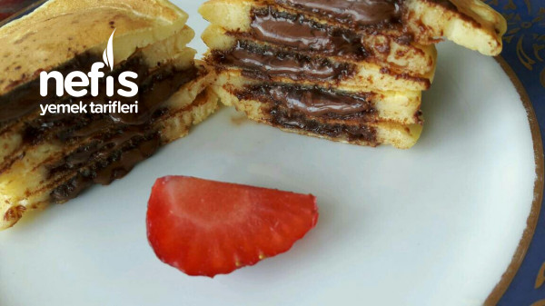 Çikolatalı Pankek (Waffle Niyetine)