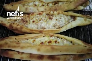 Kıymalı Kaşarlı Pide Tarifi