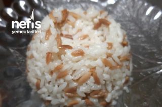 Arpa Şehriyeli Pirinç Pilavı Tarifi