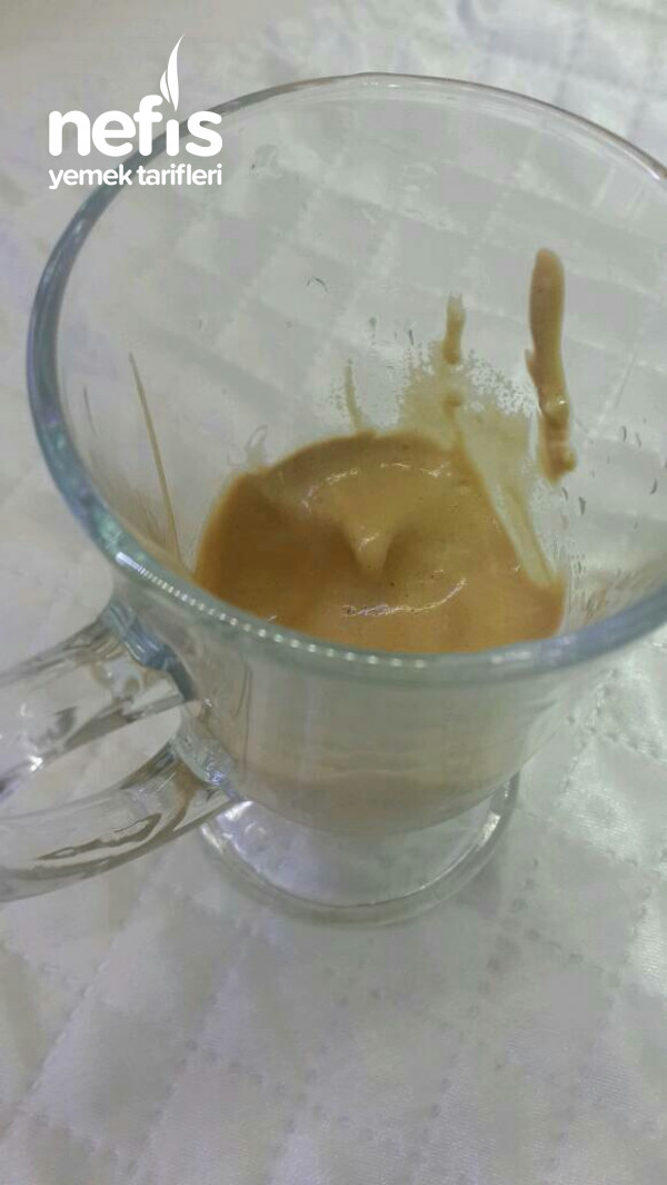Köpüklü Kahve (Dalgona)